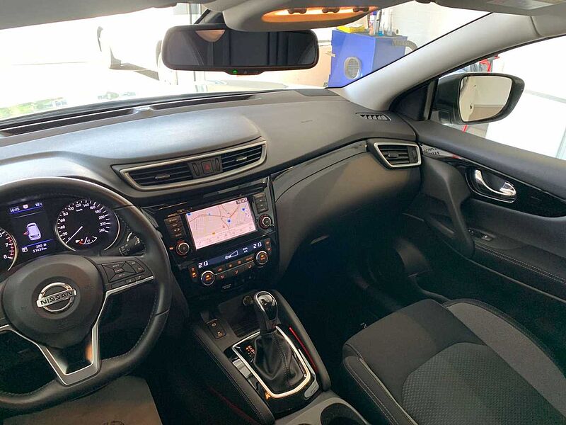 Nissan Qashqai N-Connecta 1,3 DCT /Navi/SHZ/Kamera