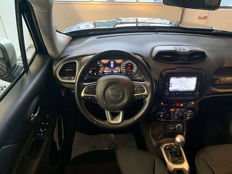 Jeep Renegade Limited FWD 1,4/Navi/SHZ/PDC/Lenkradheiz. /Tempomat